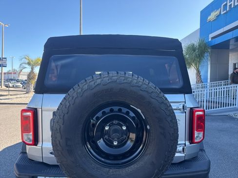 Used 2021 Ford Bronco Black Diamond image 10