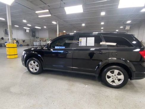 Used 2012 Dodge Journey SXT w/ Popular Equipment Group FWD image 8
