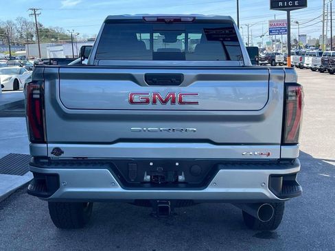 New 2026 GMC Sierra 2500 AT4 w/ Technology Package AWD/4WD image 4