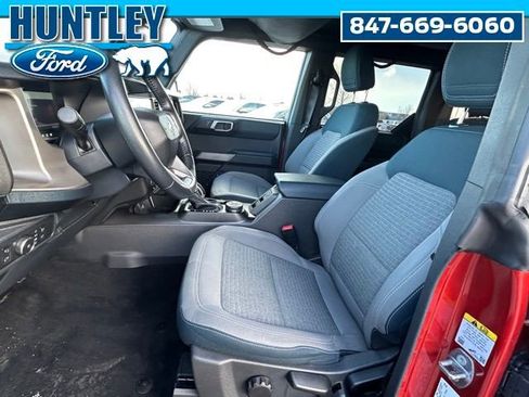 Used 2022 Ford Bronco Outer Banks image 15