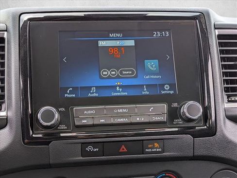Used 2024 Nissan Frontier SV w/ Technology Package AWD/4WD image 14