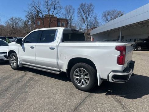 Used 2019 Chevrolet Silverado 1500 High Country w/ Technology Package image 19