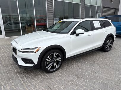 Used 2023 Volvo V60 B5 Cross Country Plus w/ Climate Package