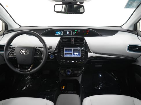 Used 2020 Toyota Prius XLE w/ Advanced Technology Package FWD image 13