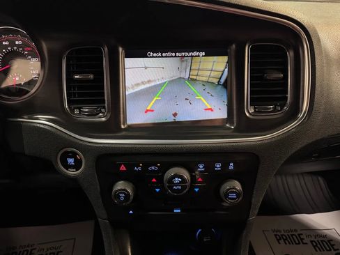 Used 2014 Dodge Charger SXT RWD image 22