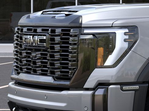 New 2026 GMC Sierra 2500 Denali Ultimate AWD/4WD image 14