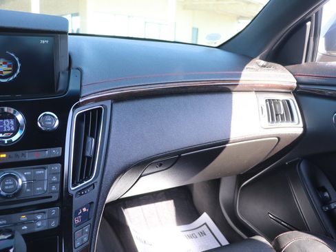 Used 2015 Cadillac CTS V RWD image 26