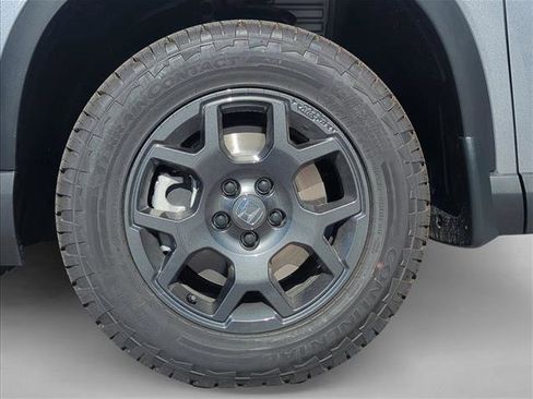 New 2025 Honda Pilot TrailSport image 9