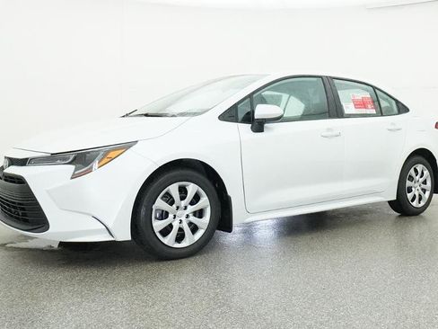 New 2026 Toyota Corolla LE FWD image 33