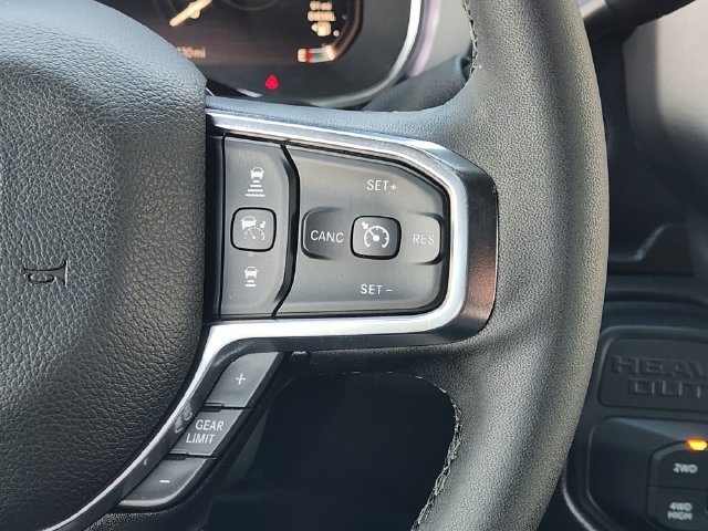 Used 2026 RAM 2500 Laramie AWD/4WD image 37