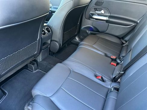 Certified 2024 Mercedes-Benz GLB 250 4MATIC w/ Exclusive Package image 15