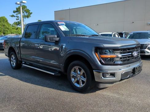 Used 2025 Ford F150 XLT w/ Equipment Group 301A Standard RWD image 3