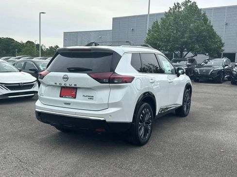 New 2026 Nissan Rogue Platinum w/ Platinum Premium Package AWD/4WD image 4