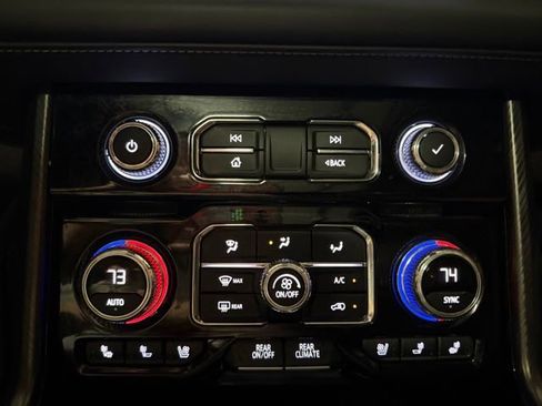 Used 2023 GMC Yukon Denali Ultimate AWD/4WD image 21
