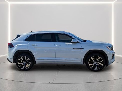 New 2026 Volkswagen Atlas Cross Sport SEL Premium R-Line AWD/4WD image 9
