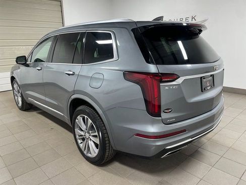 Used 2022 Cadillac XT6 Premium Luxury AWD/4WD image 4