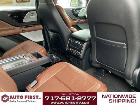 Used 2020 Lincoln Aviator Reserve w/ Equipment Group 201A AWD/4WD image 17