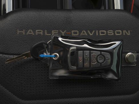 Used 2023 Ford F250 Lariat w/ Lariat Ultimate Package AWD/4WD image 53