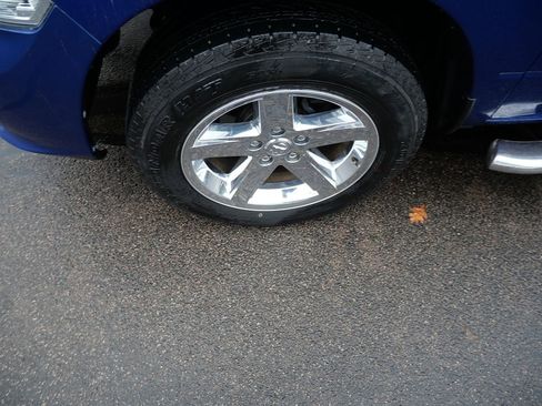 Used 2017 RAM 1500 Express image 33