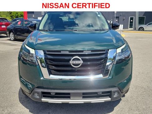 Certified 2022 Nissan Pathfinder Platinum w/ Cargo Package AWD/4WD image 6