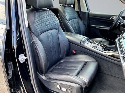 Used 2023 BMW X7 xDrive40i AWD/4WD image 7
