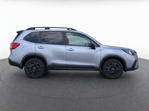 Certified 2025 Subaru Ascent Bronze Edition AWD/4WD image 8