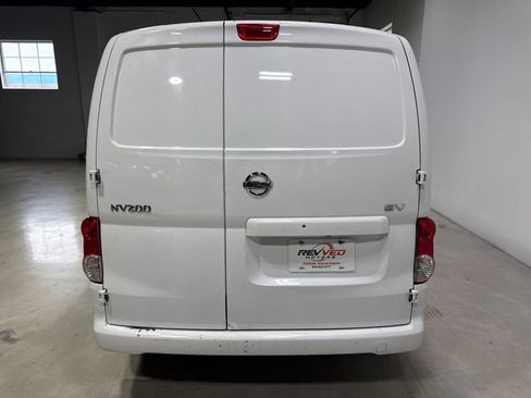 Used 2018 Nissan NV200 SV FWD image 6