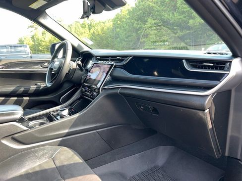 Used 2022 Jeep Grand Cherokee Trailhawk w/ Advanced Protech Group II image 28