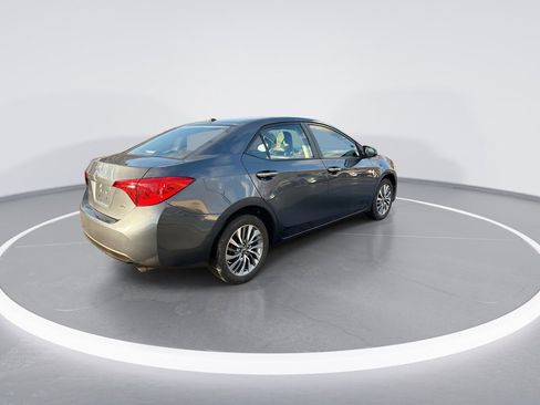 Used 2019 Toyota Corolla XLE image 8
