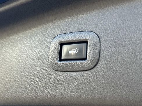 Used 2021 INFINITI QX80 Luxe image 15