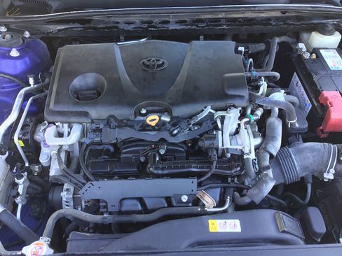 Used 2018 Toyota Camry LE FWD image 7