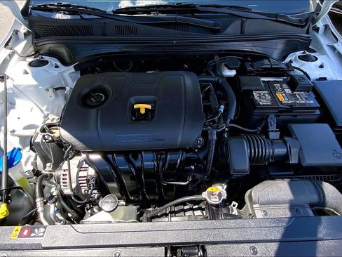 Used 2023 Kia Forte GT-Line FWD image 12