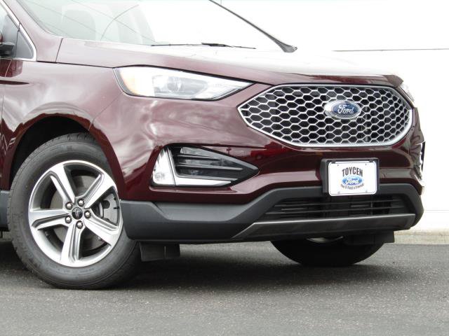 Used 2024 Ford Edge SEL w/ Convenience Package AWD/4WD image 4