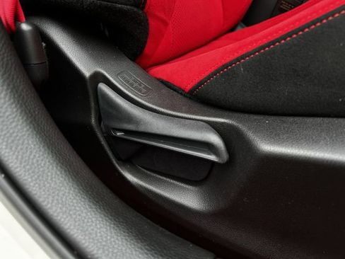 Certified 2024 Honda Civic Type R image 32