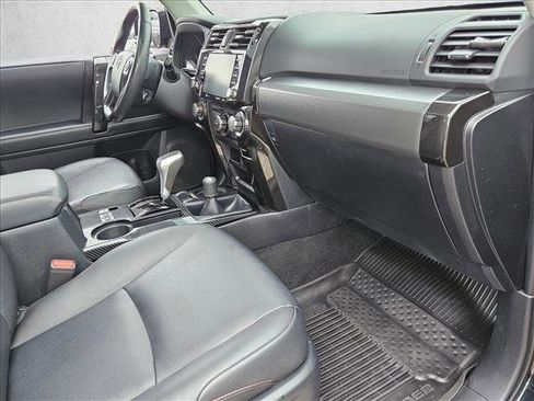 Used 2023 Toyota 4Runner TRD Off-Road Premium w/ Moonroof Package AWD/4WD image 23