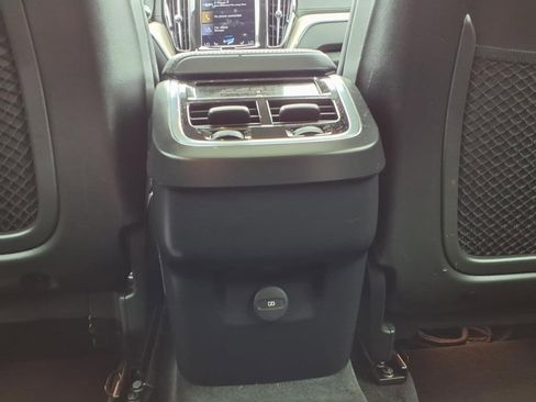 Used 2021 Volvo XC60 T5 Inscription w/ Protection Package Premier image 21