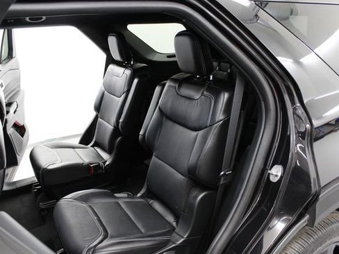 Used 2023 Ford Explorer ST w/ Equipment Group 401A AWD/4WD image 27