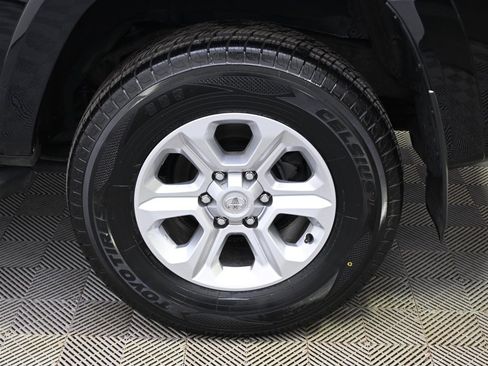 Used 2022 Toyota 4Runner SR5 Premium image 20