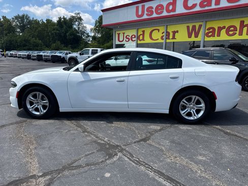 Used 2022 Dodge Charger SXT image 3