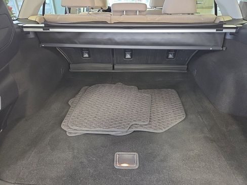 Used 2018 Subaru Outback 2.5i Premium image 16