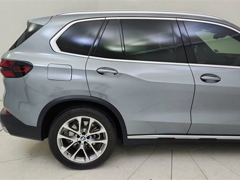 Used 2026 BMW X5 sDrive40i image 12