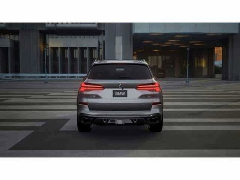 Used 2026 BMW X5 xDrive40i w/ M Sport Package AWD/4WD image 5