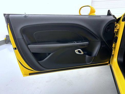Used 2018 Dodge Challenger T/A RWD image 9