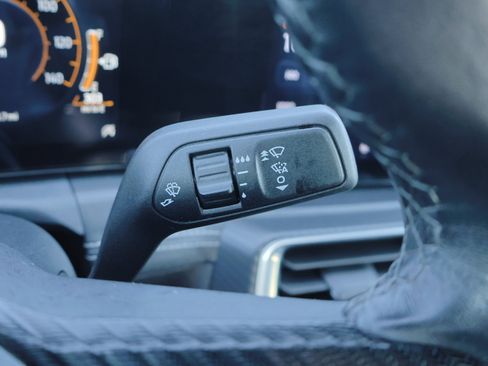 Certified 2025 Ford Mustang Premium image 19