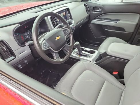 Used 2015 Chevrolet Colorado LT w/ Luxury Package image 3