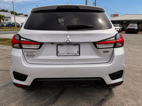 Used 2022 Mitsubishi Outlander Sport LE AWD/4WD image 4