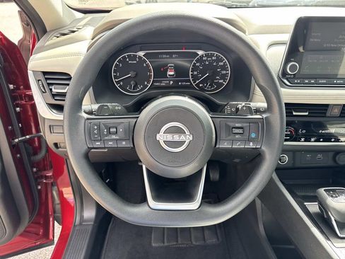 Used 2023 Nissan Rogue SV image 22