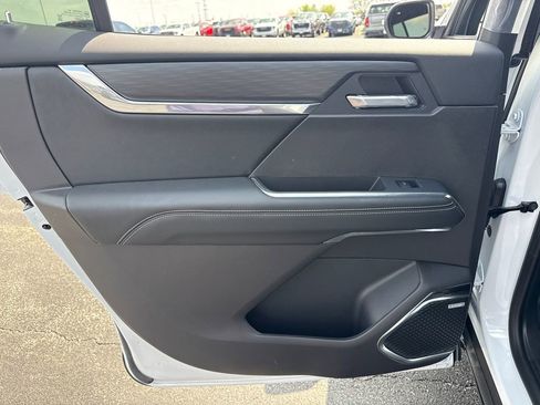 New 2026 GMC Acadia Elevation w/ Black Edition AWD/4WD image 31