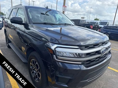Used 2024 Ford Expedition XLT image 1