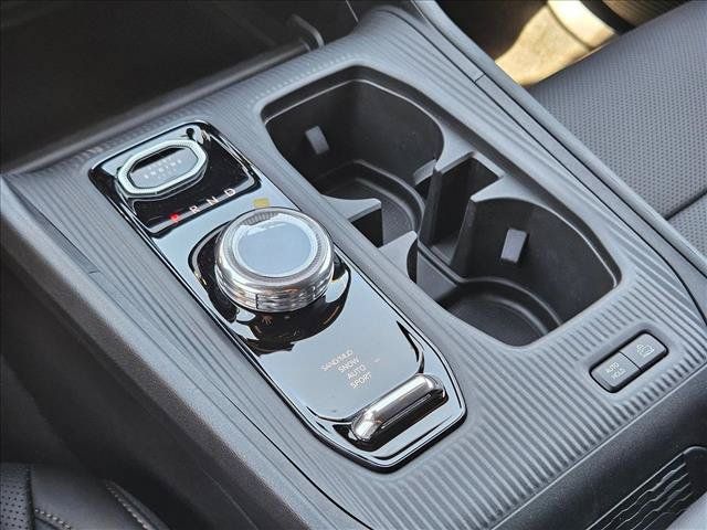 Used 2026 Jeep Cherokee Limited AWD/4WD image 13